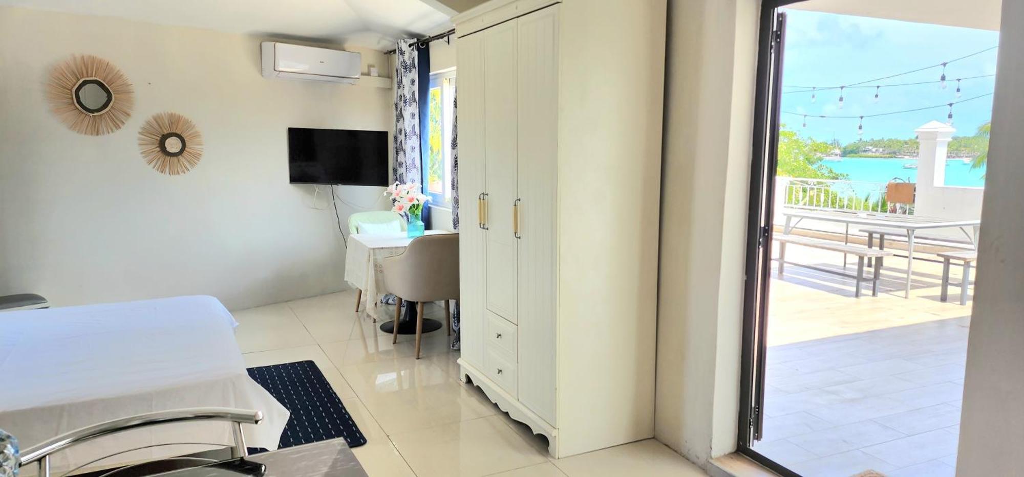 Lovely Studio Apartment With Views Of The Lagoon. 格兰贝伊 外观 照片